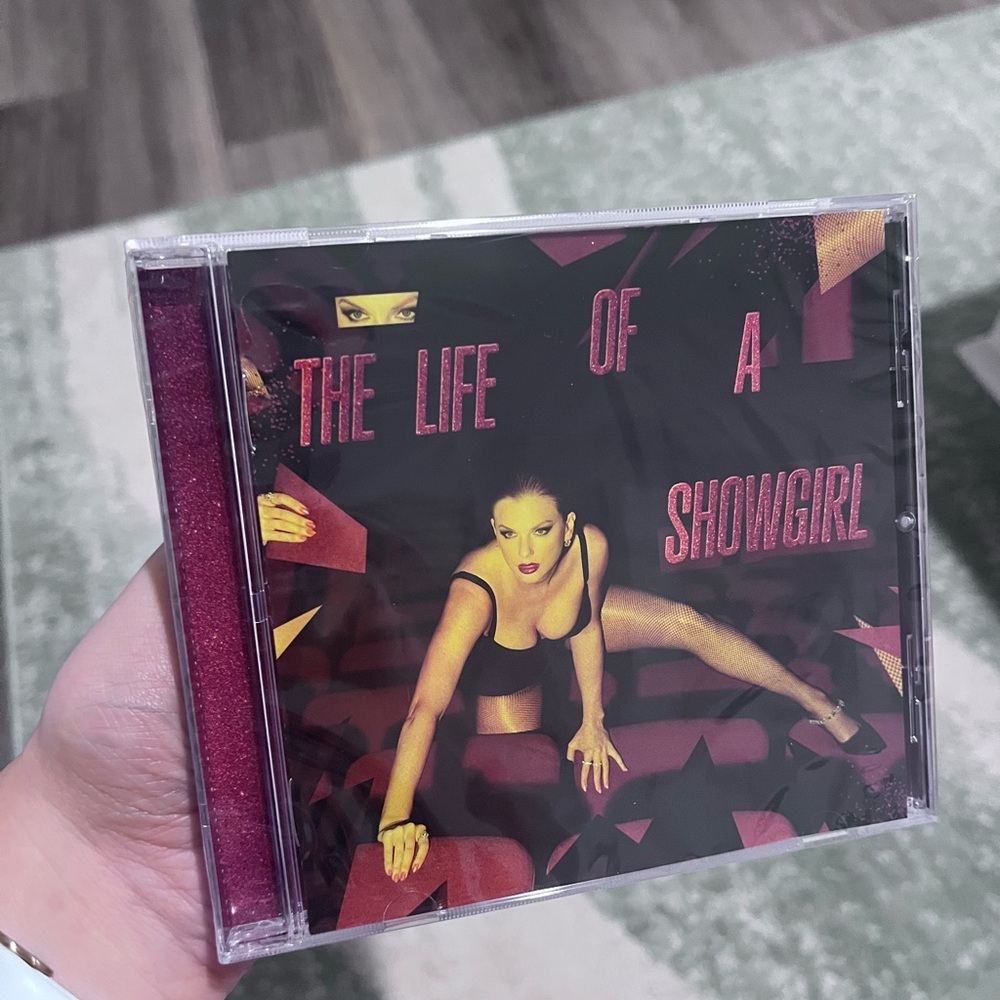 🎄 The Life of a Showgirl: It’s Frightening Edition Limited Release CD
